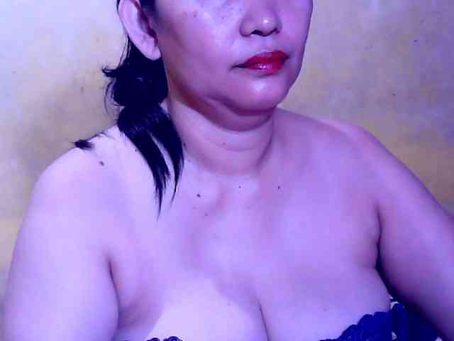 SweetMonlight webcam