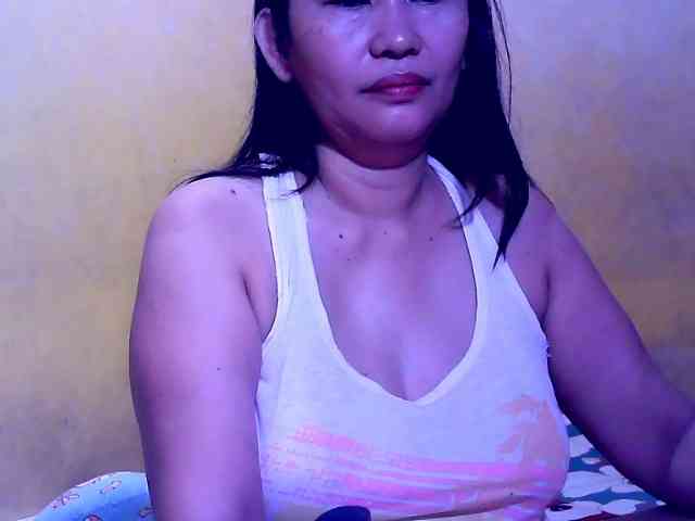 SweetMonlight webcam