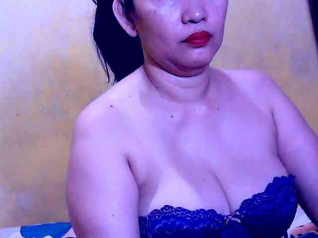 SweetMonlight webcam