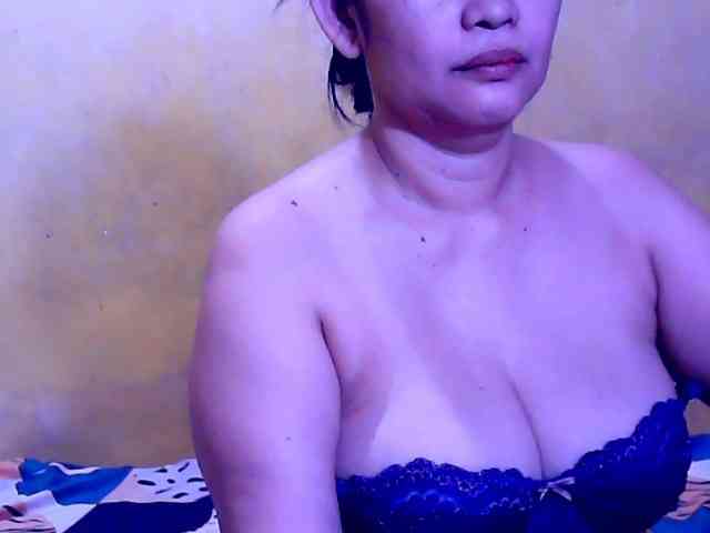 SweetMonlight webcam