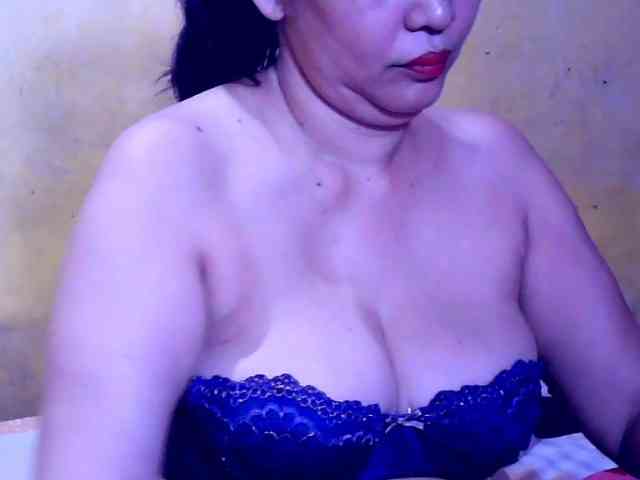 SweetMonlight webcam