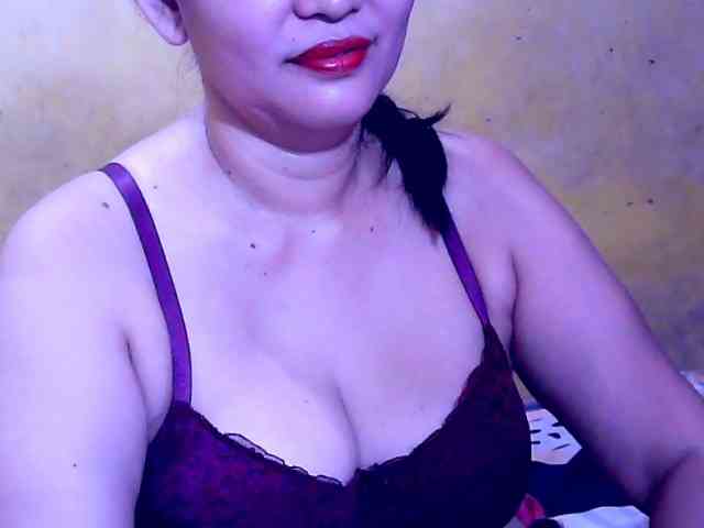 SweetMonlight webcam