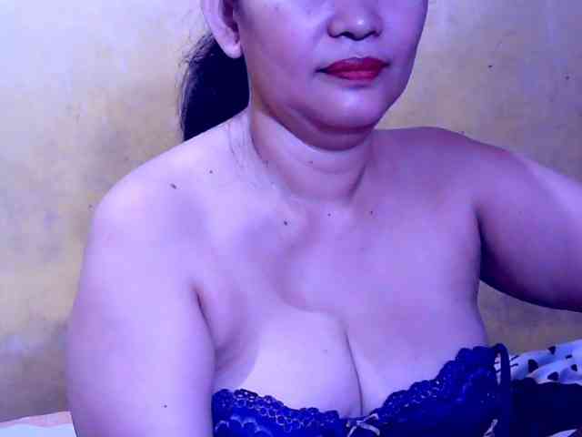 SweetMonlight webcam