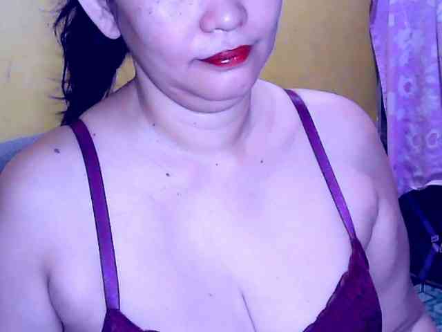 SweetMonlight webcam