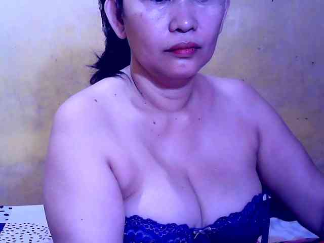 SweetMonlight webcam