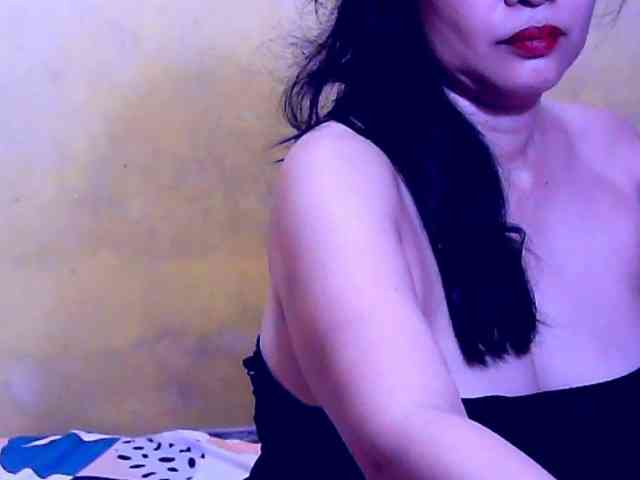 SweetMonlight webcam