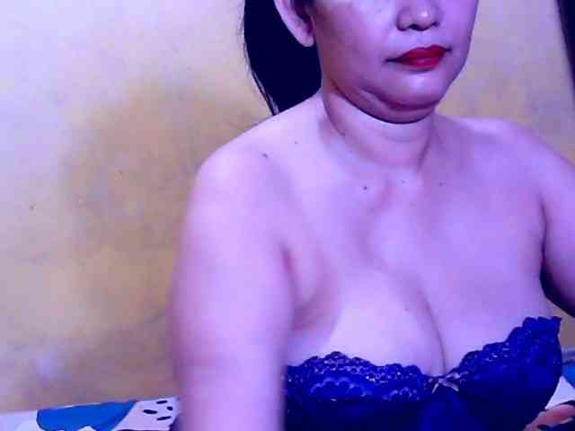 SweetMonlight webcam