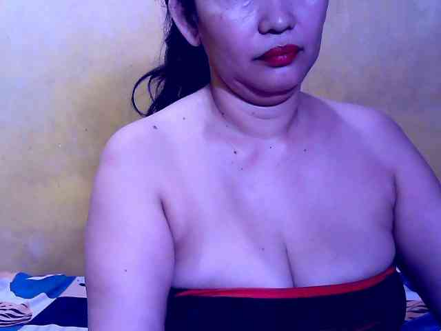 SweetMonlight webcam