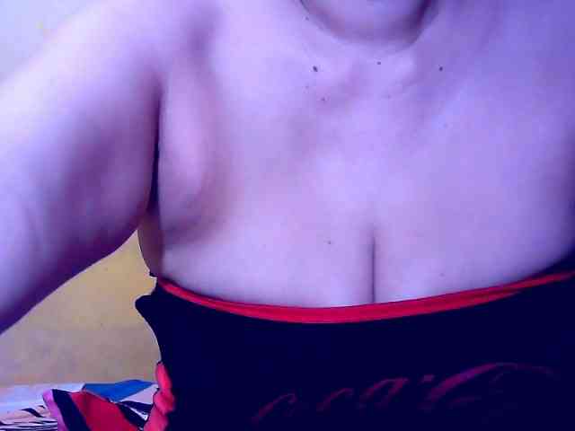 Carmela4u webcam