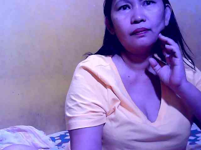 SweetMonlight webcam