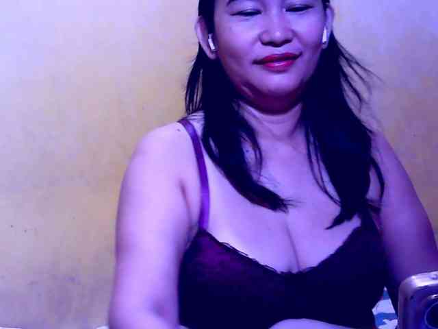 SweetMonlight webcam