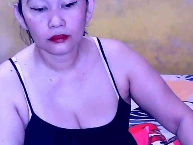 SweetMonlight webcam