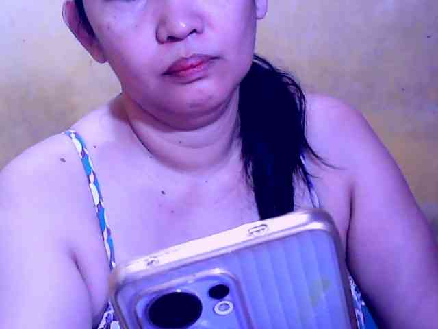 SweetMonlight webcam