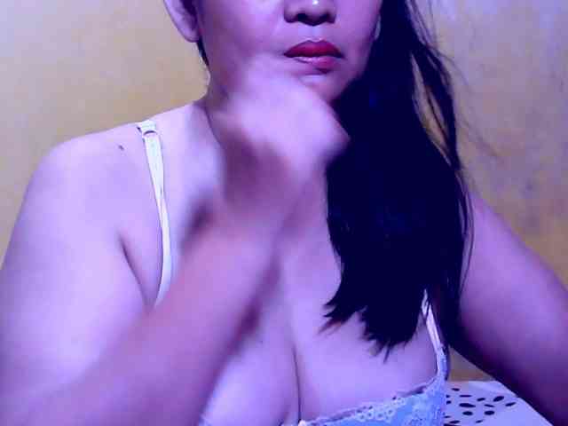 SweetMonlight webcam