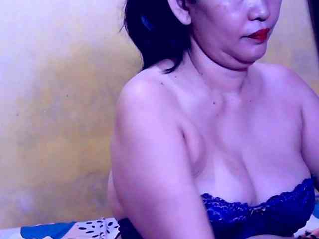 SweetMonlight webcam