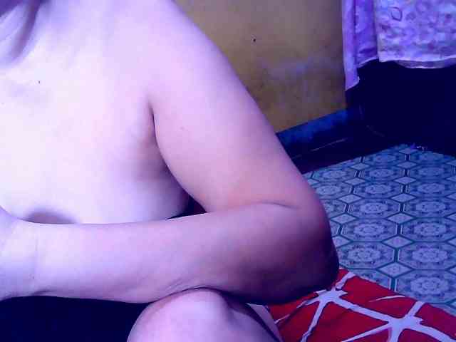 Carmela4u webcam