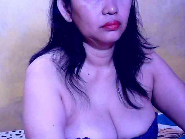 SweetMonlight webcam