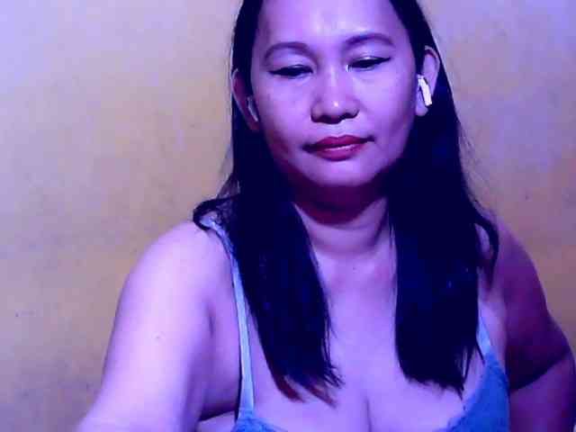 SweetMonlight webcam