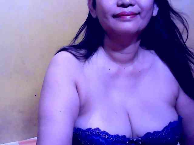 SweetMonlight webcam