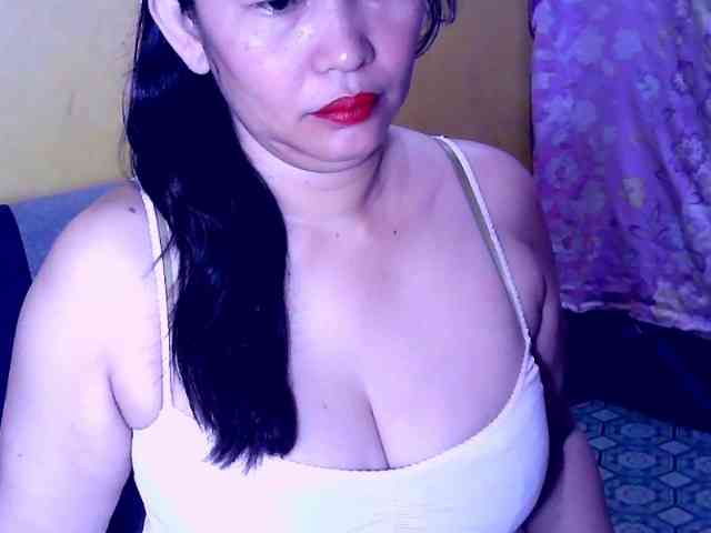 SweetMonlight webcam