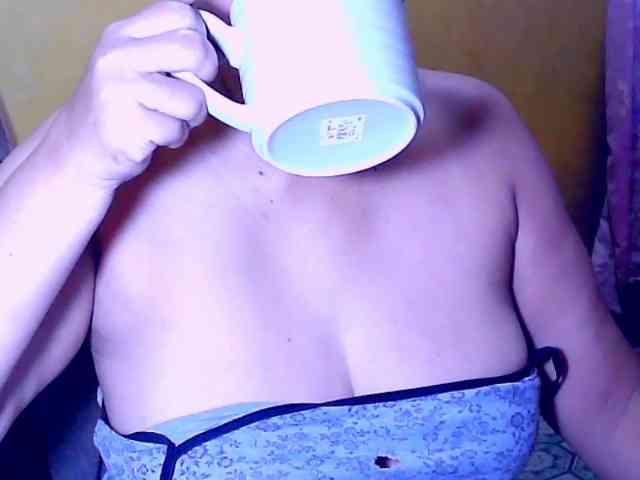 SweetMonlight webcam