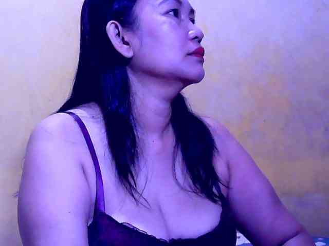 SweetMonlight webcam