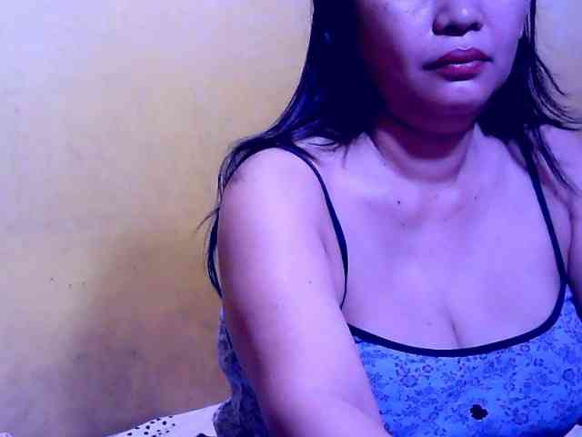 SweetMonlight webcam