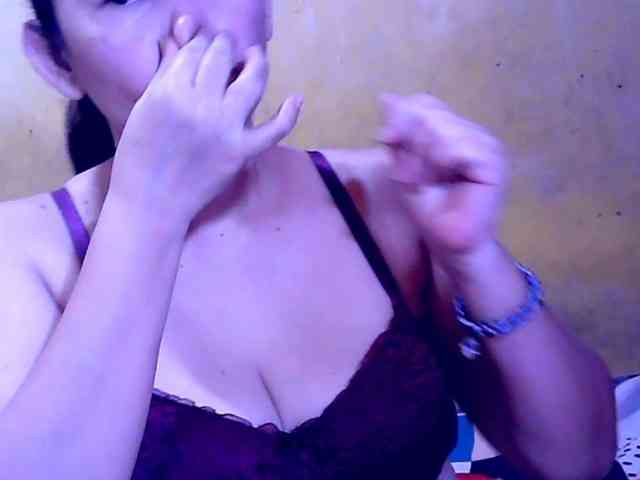 SweetMonlight webcam