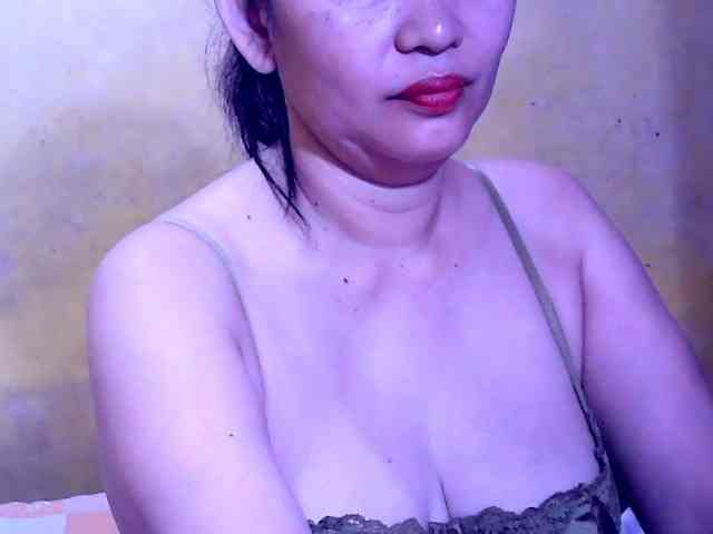 SweetMonlight webcam