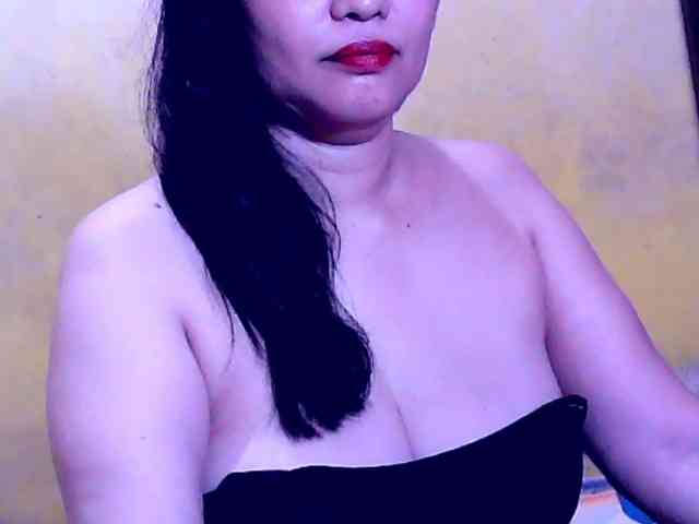 SweetMonlight webcam