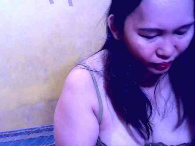 SweetMonlight webcam