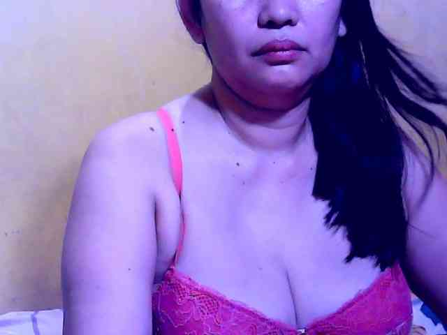 SweetMonlight webcam