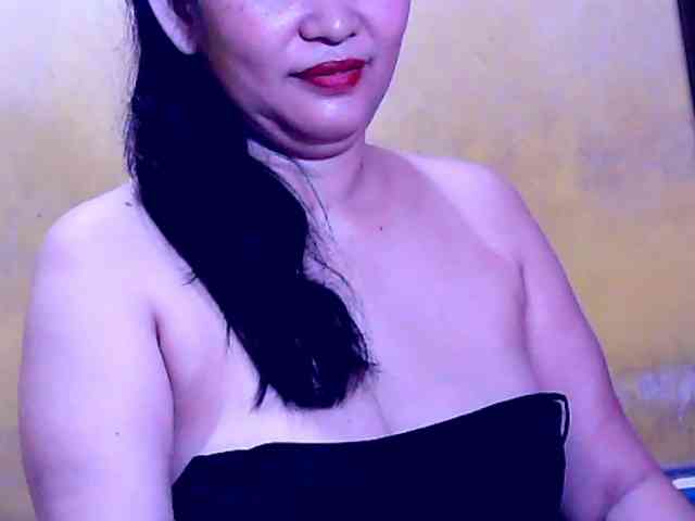 SweetMonlight webcam