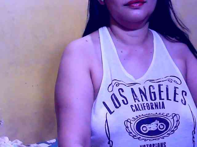 SweetMonlight webcam