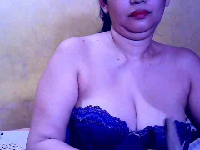 SweetMonlight webcam