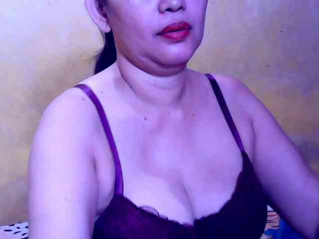 SweetMonlight webcam