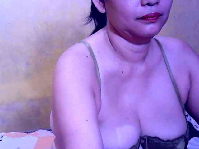 SweetMonlight webcam