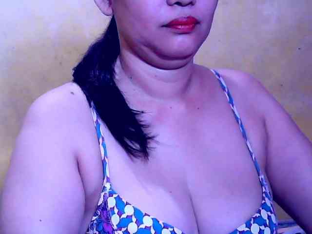 SweetMonlight webcam