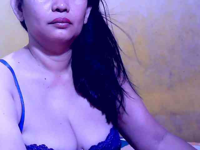 SweetMonlight webcam