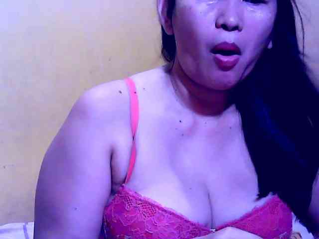 SweetMonlight webcam