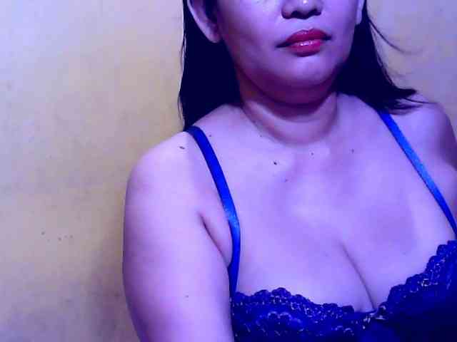 SweetMonlight webcam