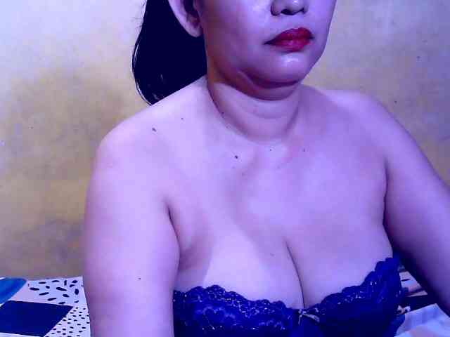 SweetMonlight webcam