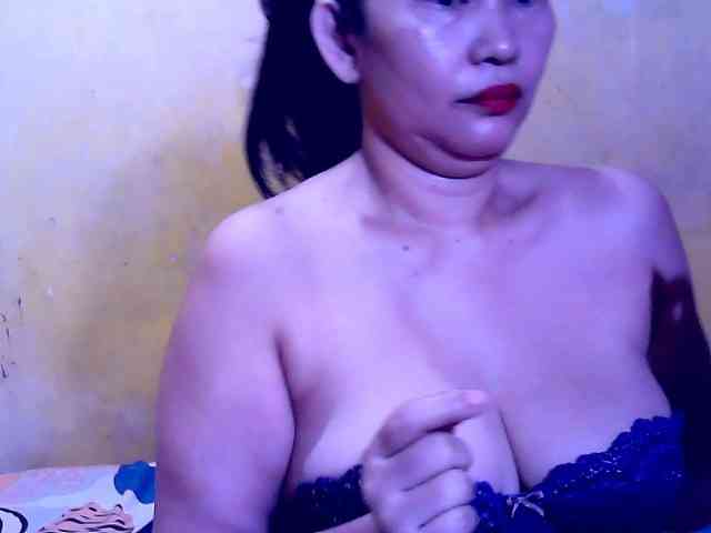 SweetMonlight webcam