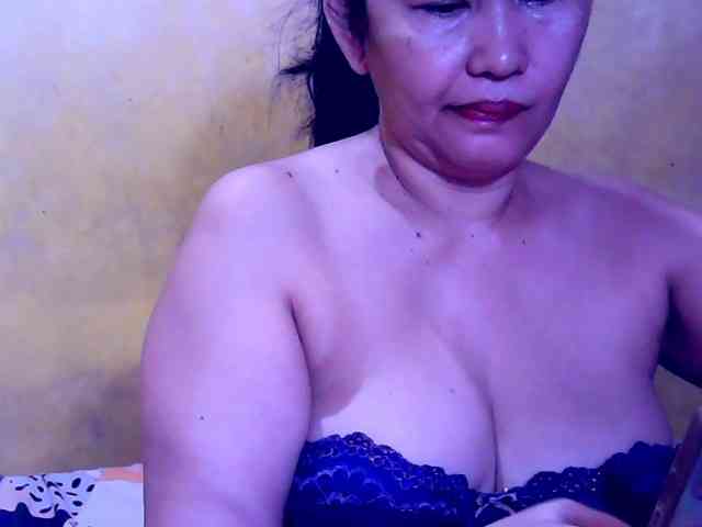 SweetMonlight webcam