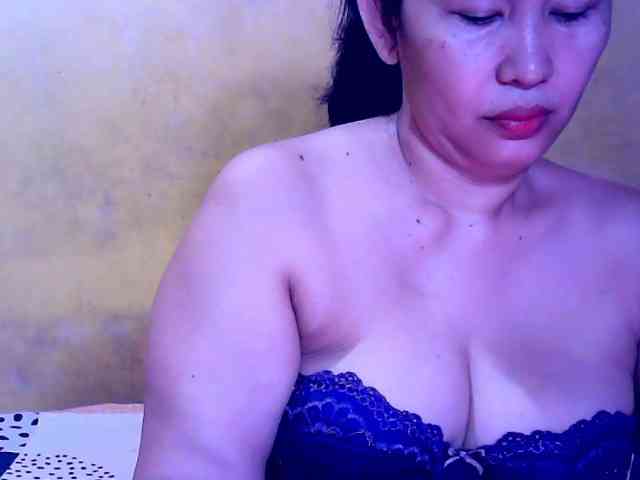 SweetMonlight webcam