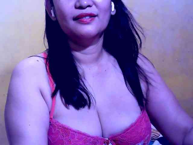 SweetMonlight webcam