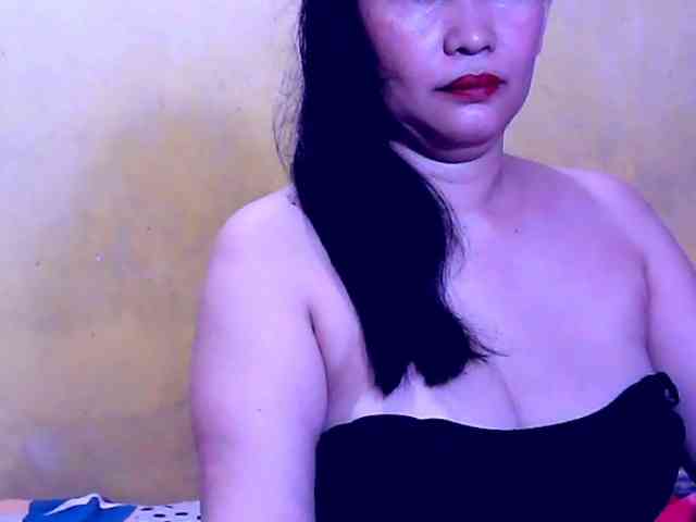 SweetMonlight webcam