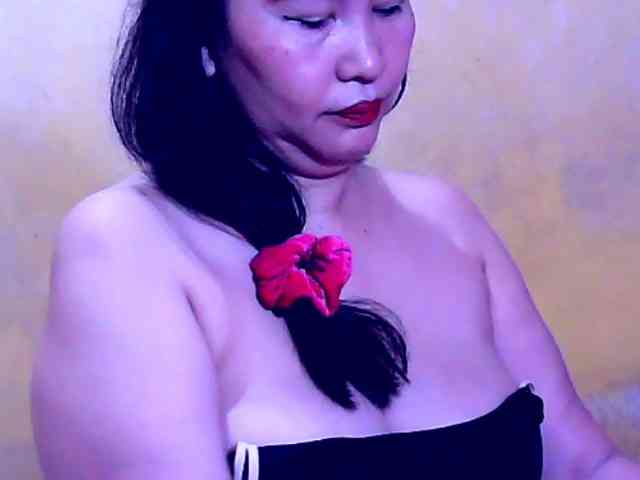 SweetMonlight webcam