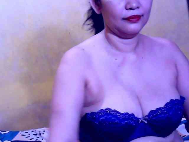 SweetMonlight webcam