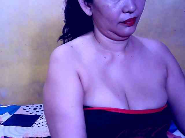 SweetMonlight webcam